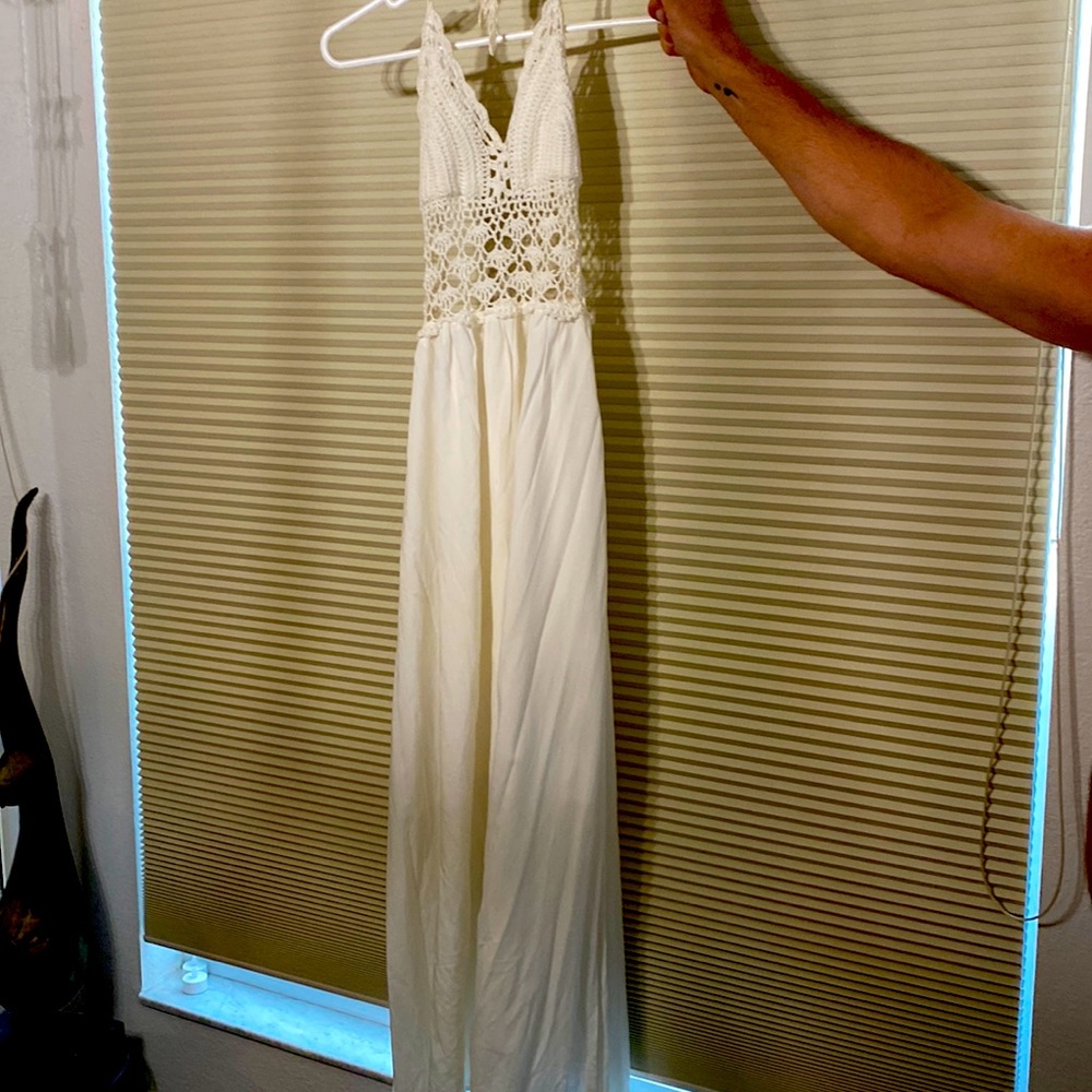 Floor length Flowey crocheted top extra small off-white dress